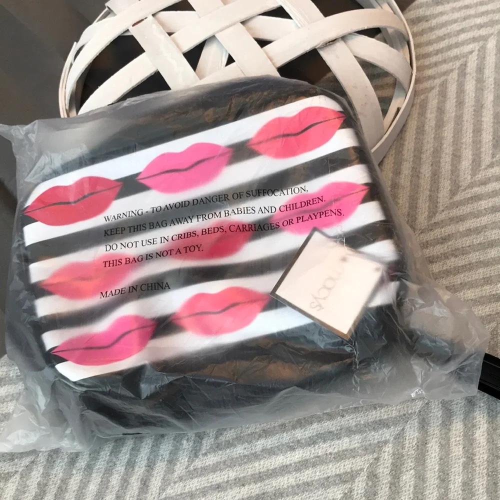 Macys nwt makeup